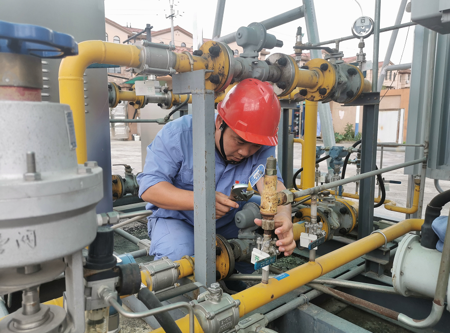 做好設(shè)備檢測  守牢安全防線