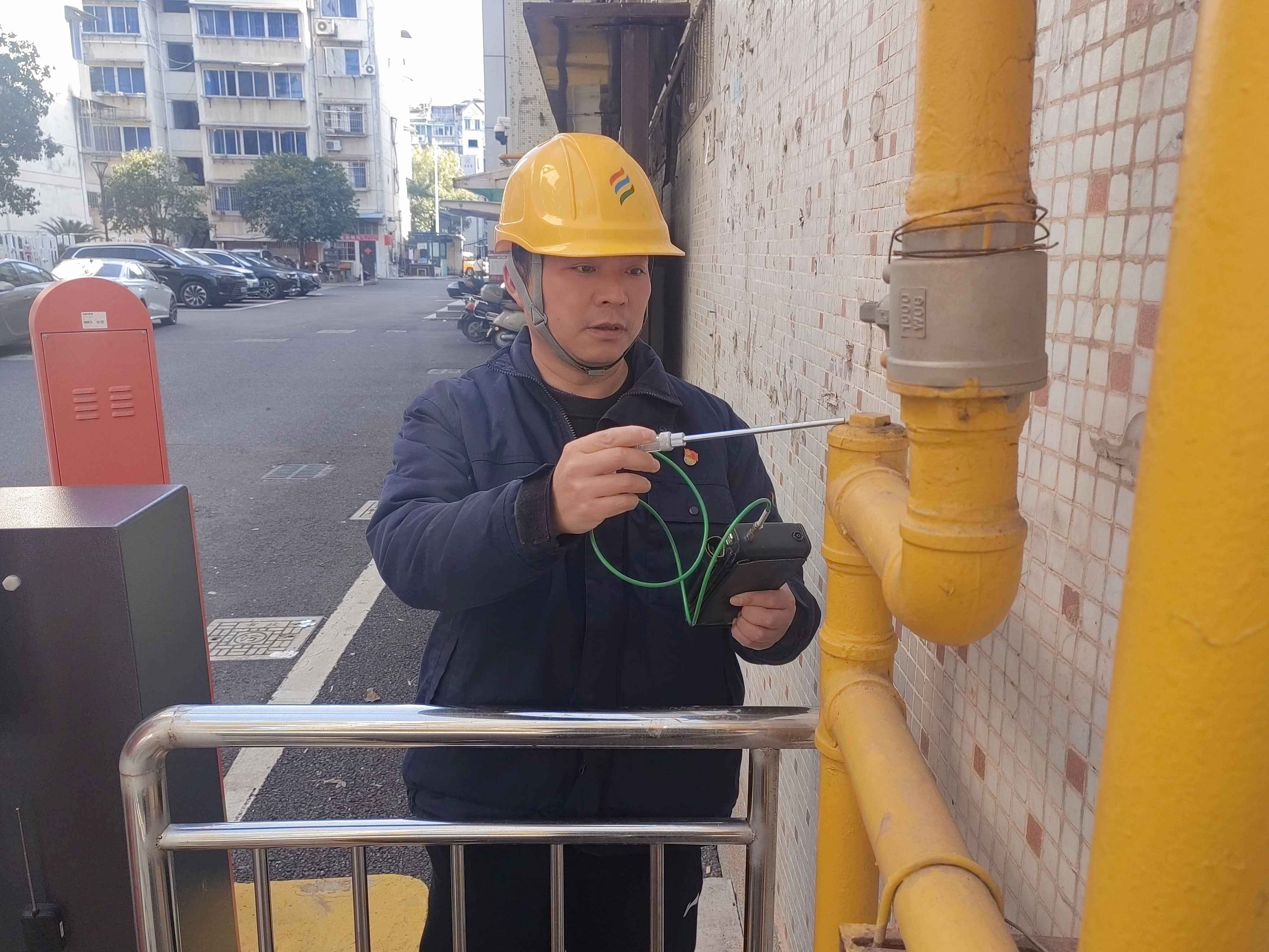 強(qiáng)化巡檢頻次 筑牢安全防線 黨員帶頭保障春節(jié)燃?xì)夤芫€平穩(wěn)